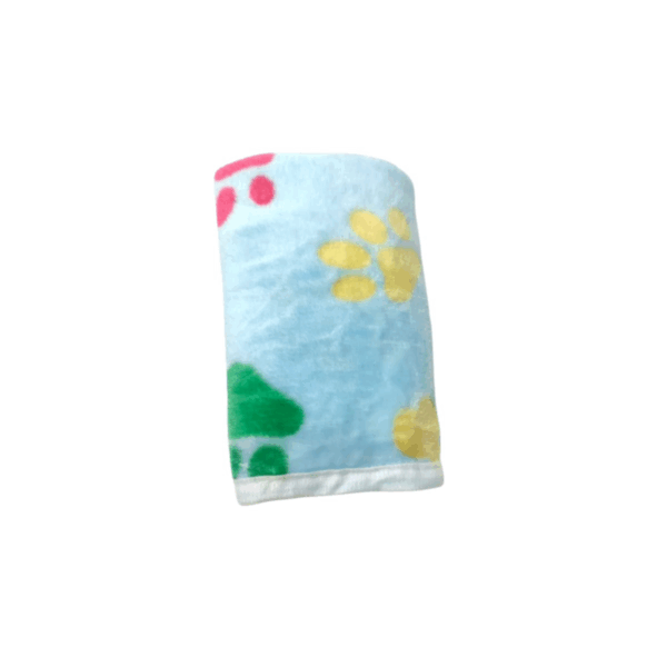 Soft and warm Blanket for pets – Available in Various Colors (57cm x 43cm)