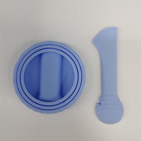 Can Lids cover 3 pcs with spoon differ color purble