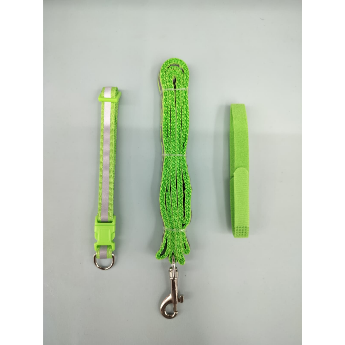 Set of 3 pcs leash , collar different color